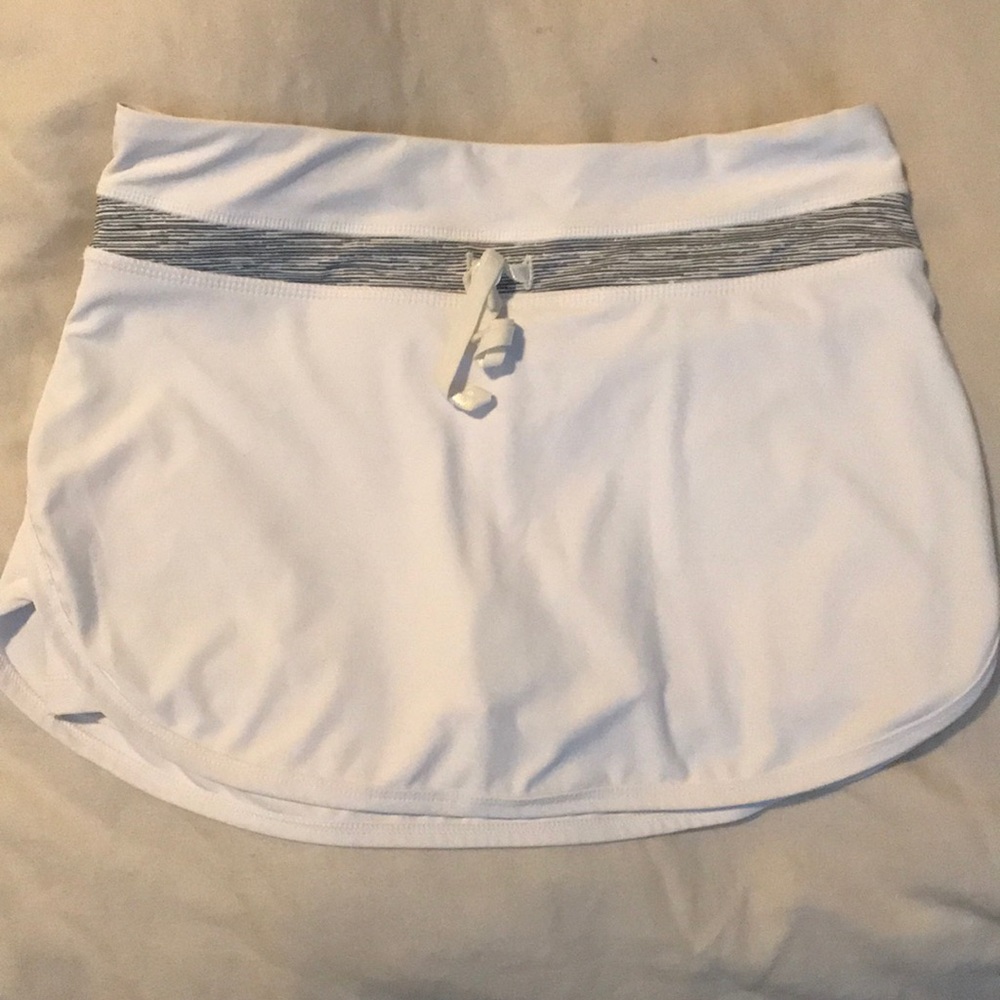Athletic skirt with shorts